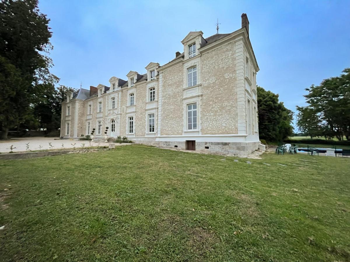 Chateau De Montaupin Oizé Buitenkant foto